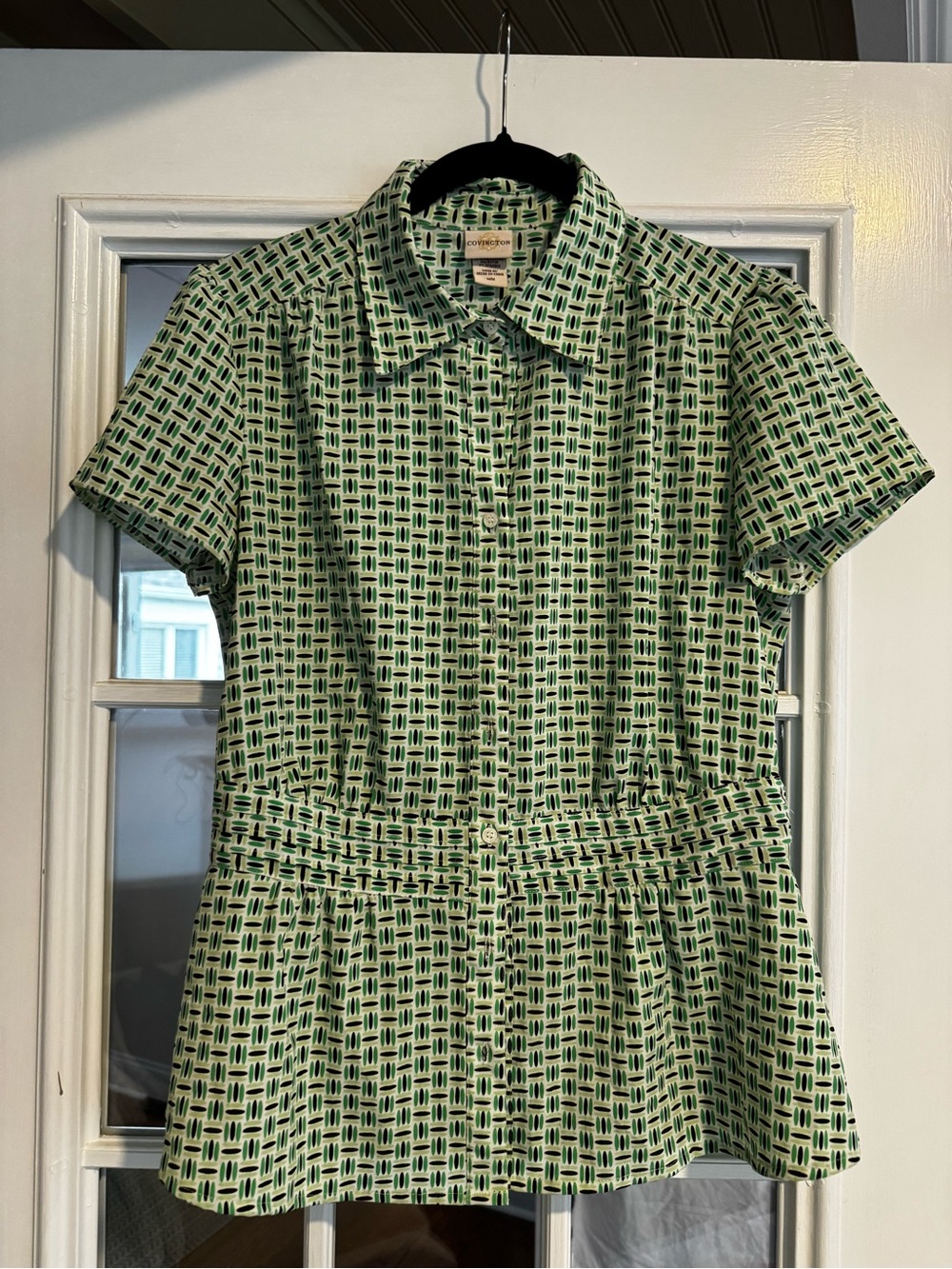 Covington Green Geometric Button-Front Short Sleeve Shirt